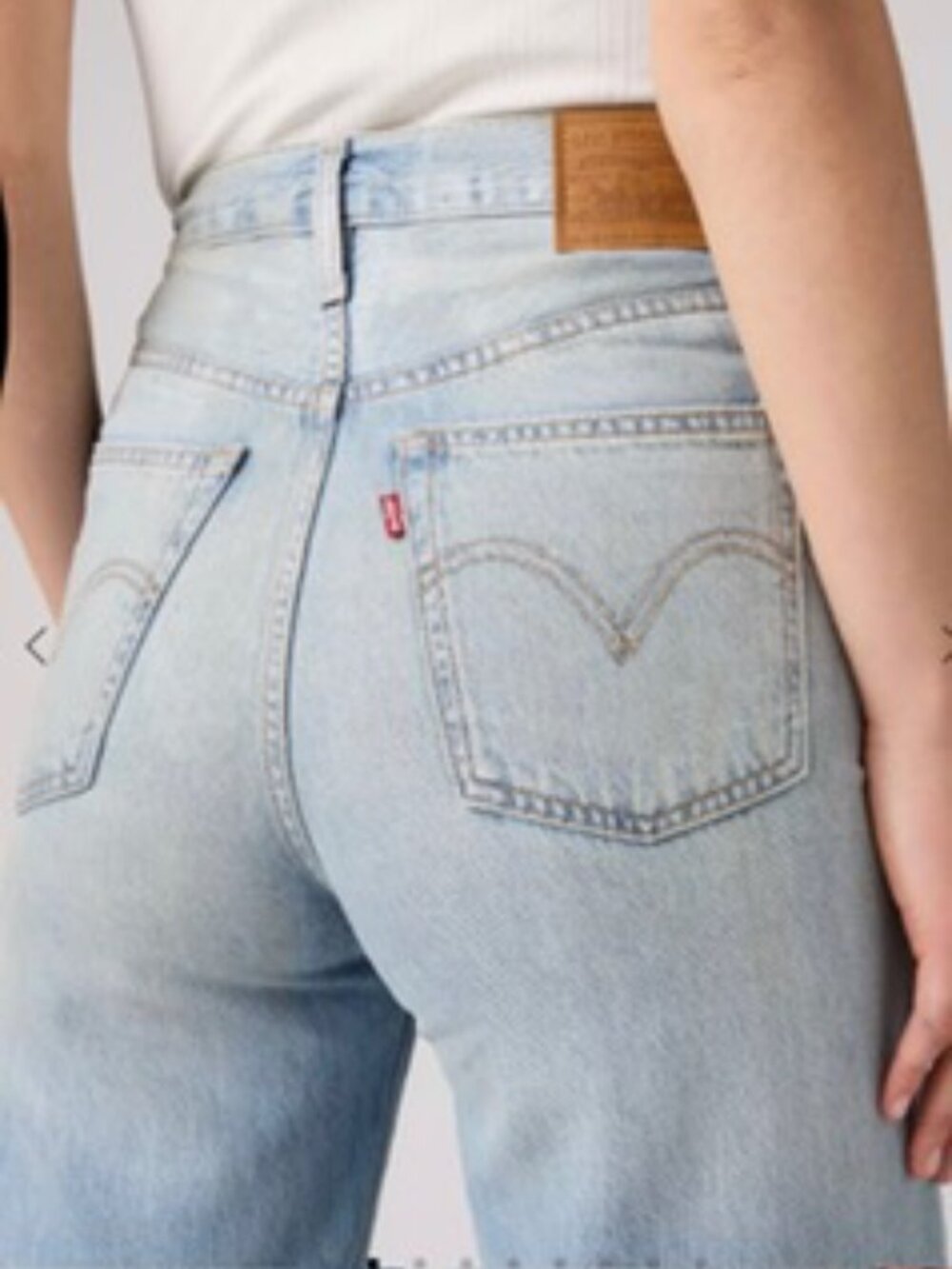New Levi's Ribcage Jeans size 25 x 30 - Picture 3 of 5